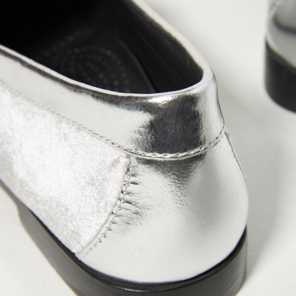 Anthropologie Bass Weejuns Lianna Velvet Metallic Silver Loafers Size 9 - Picture 4 of 10